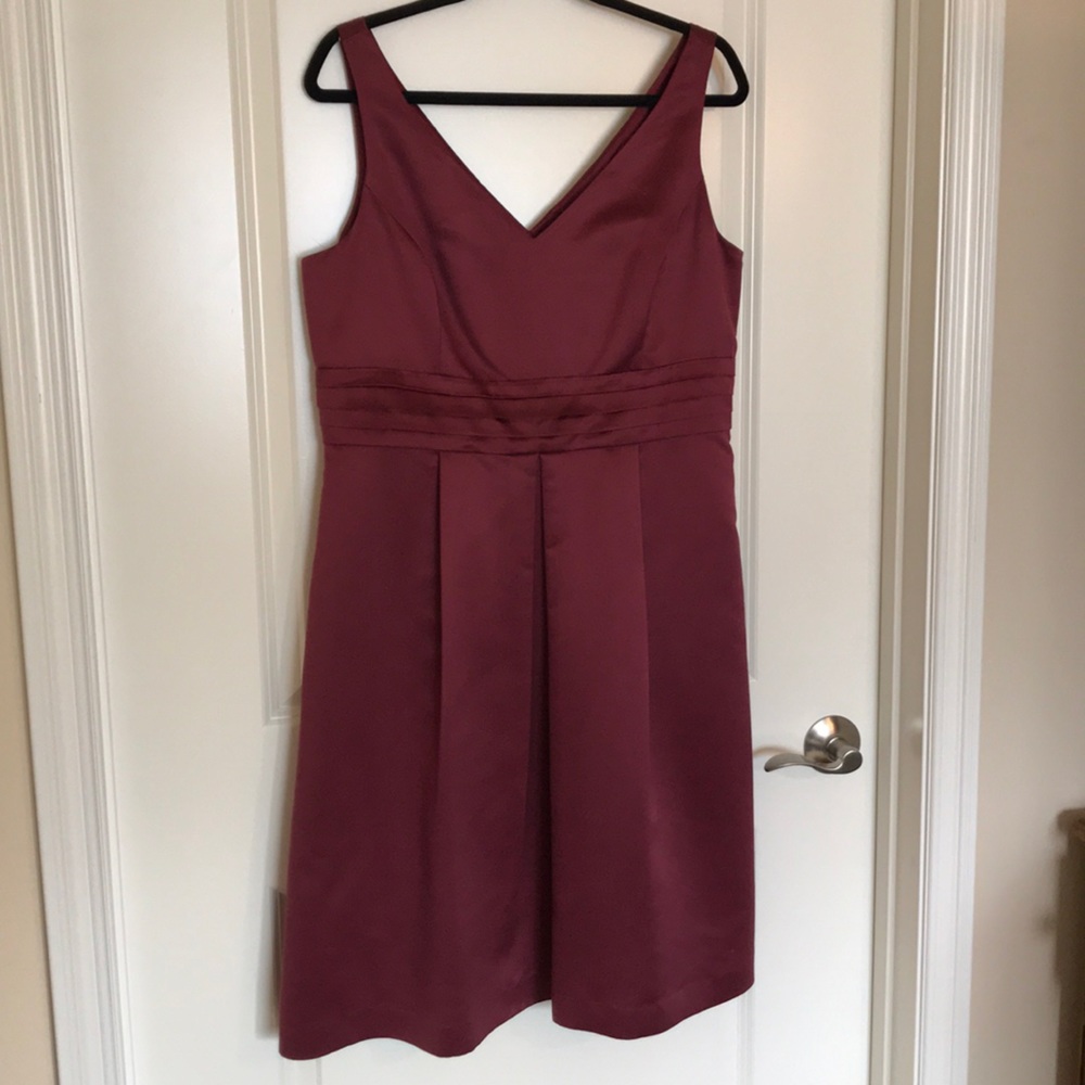 Ann Taylor Beautiful Maroon Burgundy Dress!